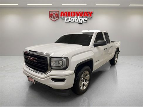 Used 2018 GMC Sierra 1500 4x4 Double Cab w/ Sierra Convenience Package image 1
