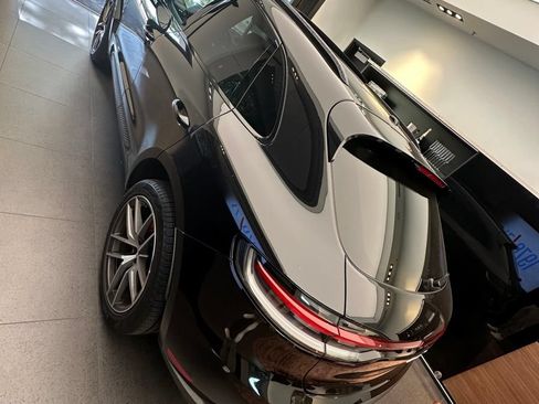 Used 2023 Porsche Macan S AWD/4WD image 4
