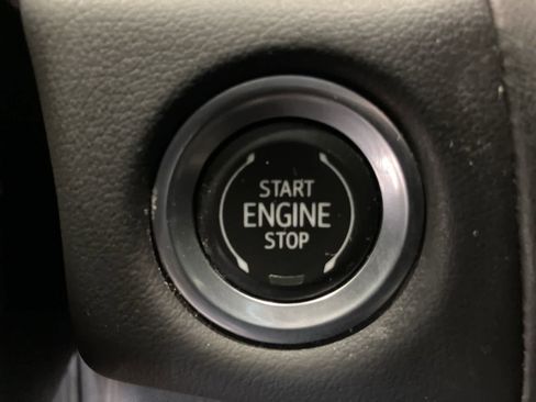 Used 2021 GMC Yukon XL SLT image 19