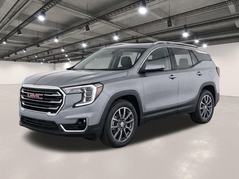 Used 2024 GMC Terrain SLT FWD image 1