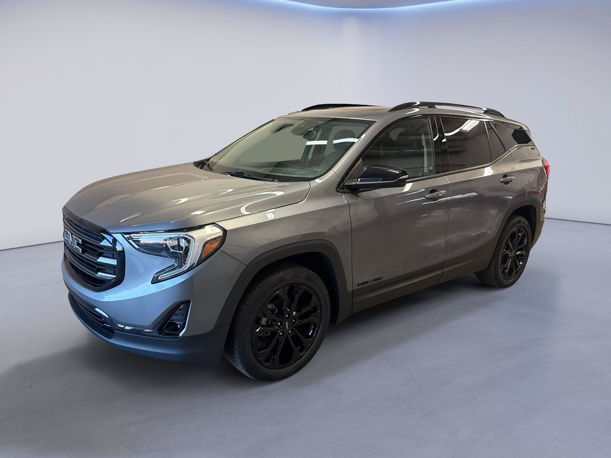 Used 2020 GMC Terrain SLT w/ Preferred Package AWD/4WD image 3