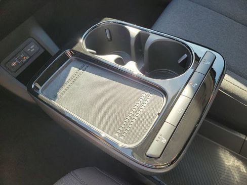 New 2026 Hyundai Ioniq 5 SE image 16