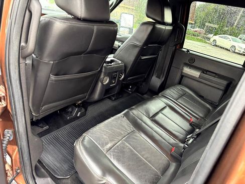 Used 2011 Ford F350 Lariat w/ Lariat Interior Pkg image 22