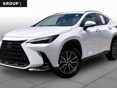 Used 2025 Lexus NX 250 FWD w/ Towing Package (2000 Lbs)