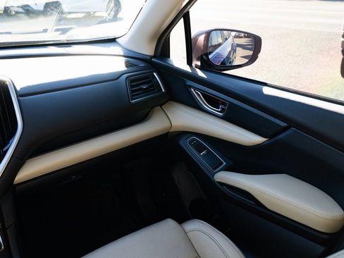 Used 2024 Subaru Ascent Limited w/ Technology Package image 10