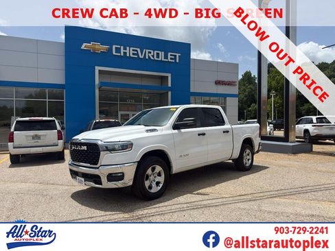 Used 2025 RAM 1500 Big Horn AWD/4WD image 1
