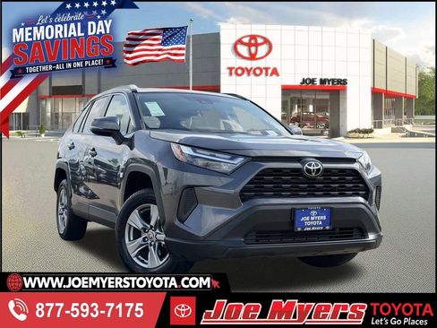 Used 2024 Toyota RAV4 XLE FWD image 1