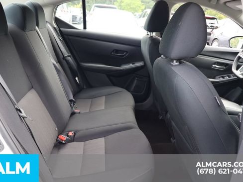 Used 2024 Nissan Sentra SV FWD image 21