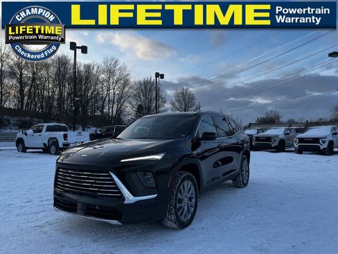 Used 2025 Buick Enclave Preferred image 1