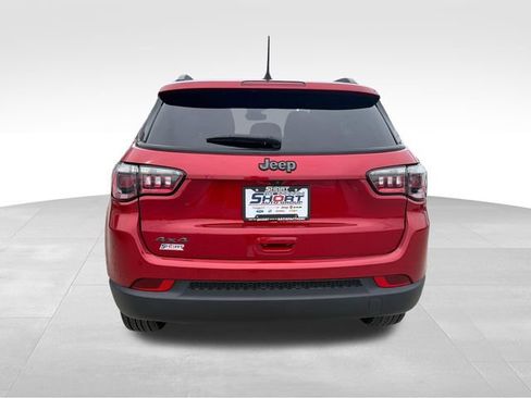 Used 2025 Jeep Compass Latitude w/ Altitude Special Edition AWD/4WD image 6