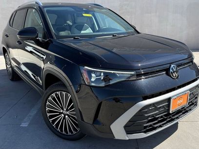 Used 2025 Volkswagen Taos SE