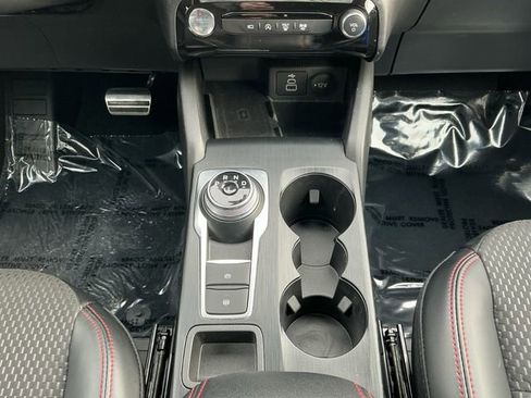 Certified 2024 Ford Escape ST-Line Select w/ Tech Pack #2 image 15