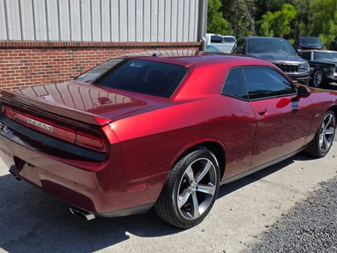 Used 2014 Dodge Challenger R/T RWD image 6