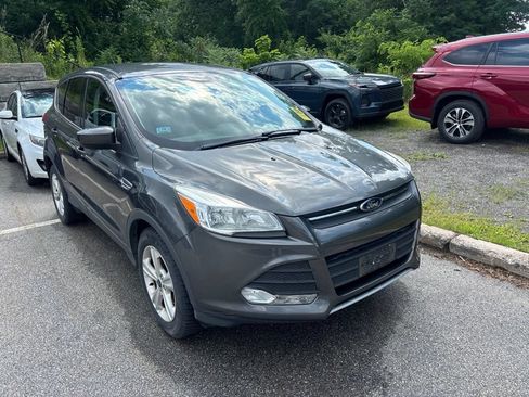Used 2015 Ford Escape SE AWD/4WD image 2