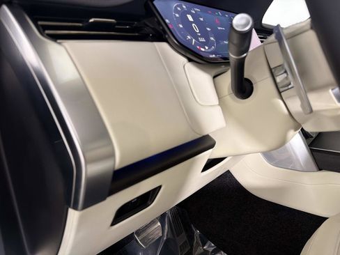 Used 2023 Land Rover Range Rover SE image 42