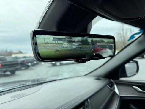 Used 2024 Jeep Grand Cherokee Limited w/ Luxury Tech Group II image 30