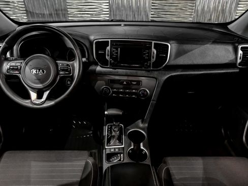 Used 2018 Kia Sportage LX FWD image 18