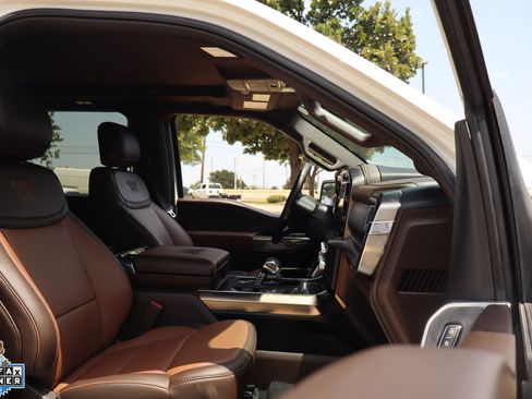 Used 2025 Ford F150 King Ranch w/ FX4 Off-Road Package AWD/4WD image 30