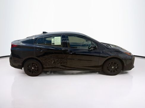 Used 2022 Toyota Prius AWD image 10