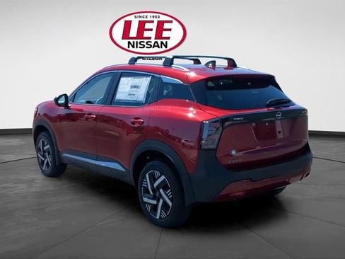 New 2026 Nissan Kicks SV w/ Cold Weather Package FWD image 5