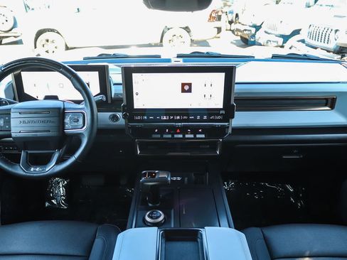 Used 2025 GMC Hummer EV 3X AWD/4WD image 12