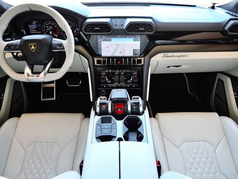 Used 2023 Lamborghini Urus S AWD/4WD image 7
