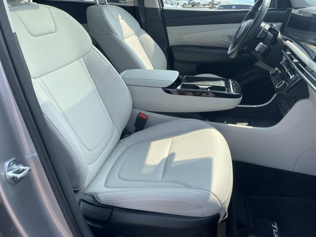 Certified 2025 Hyundai Tucson SEL AWD/4WD image 23