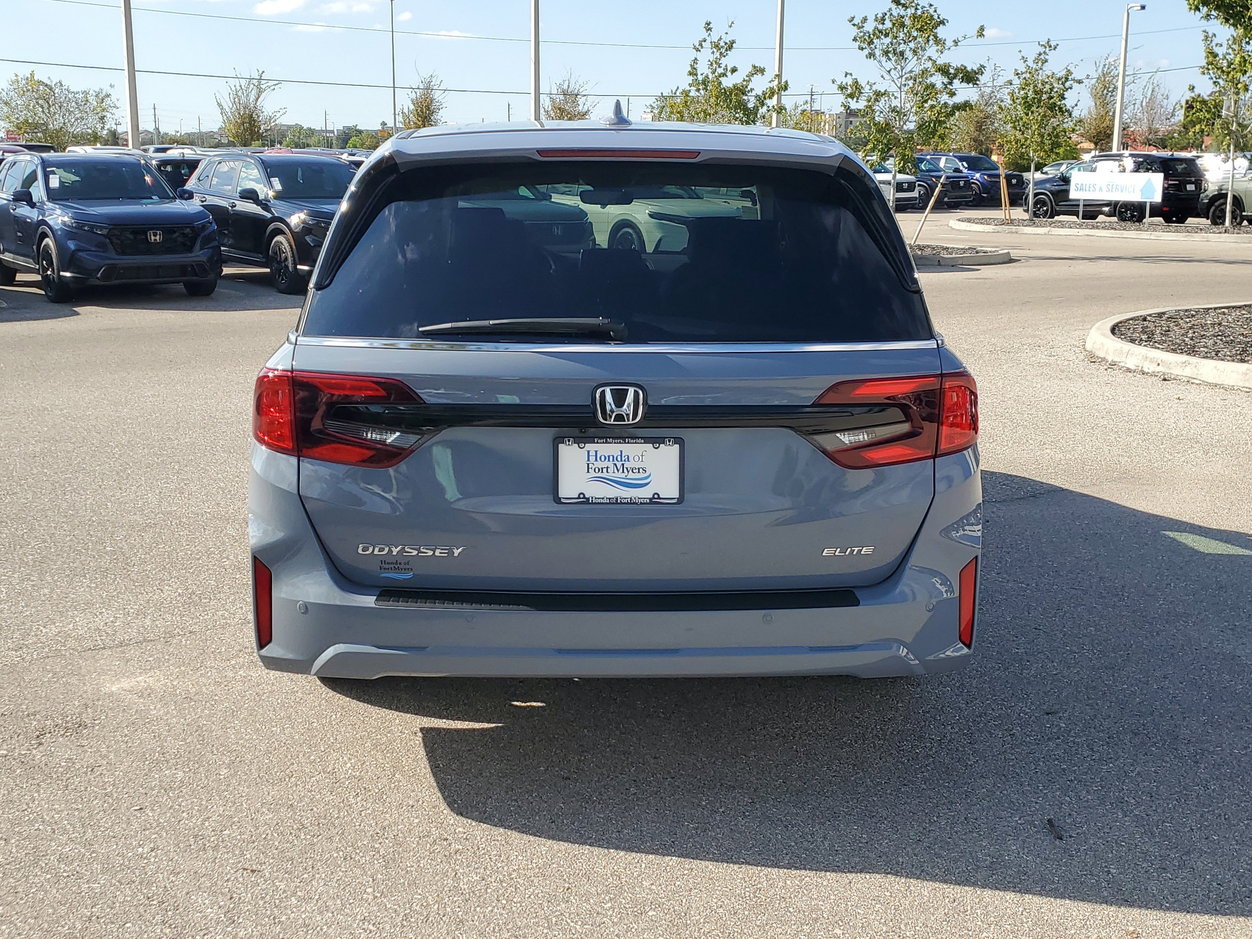 New 2026 Honda Odyssey Elite image 5