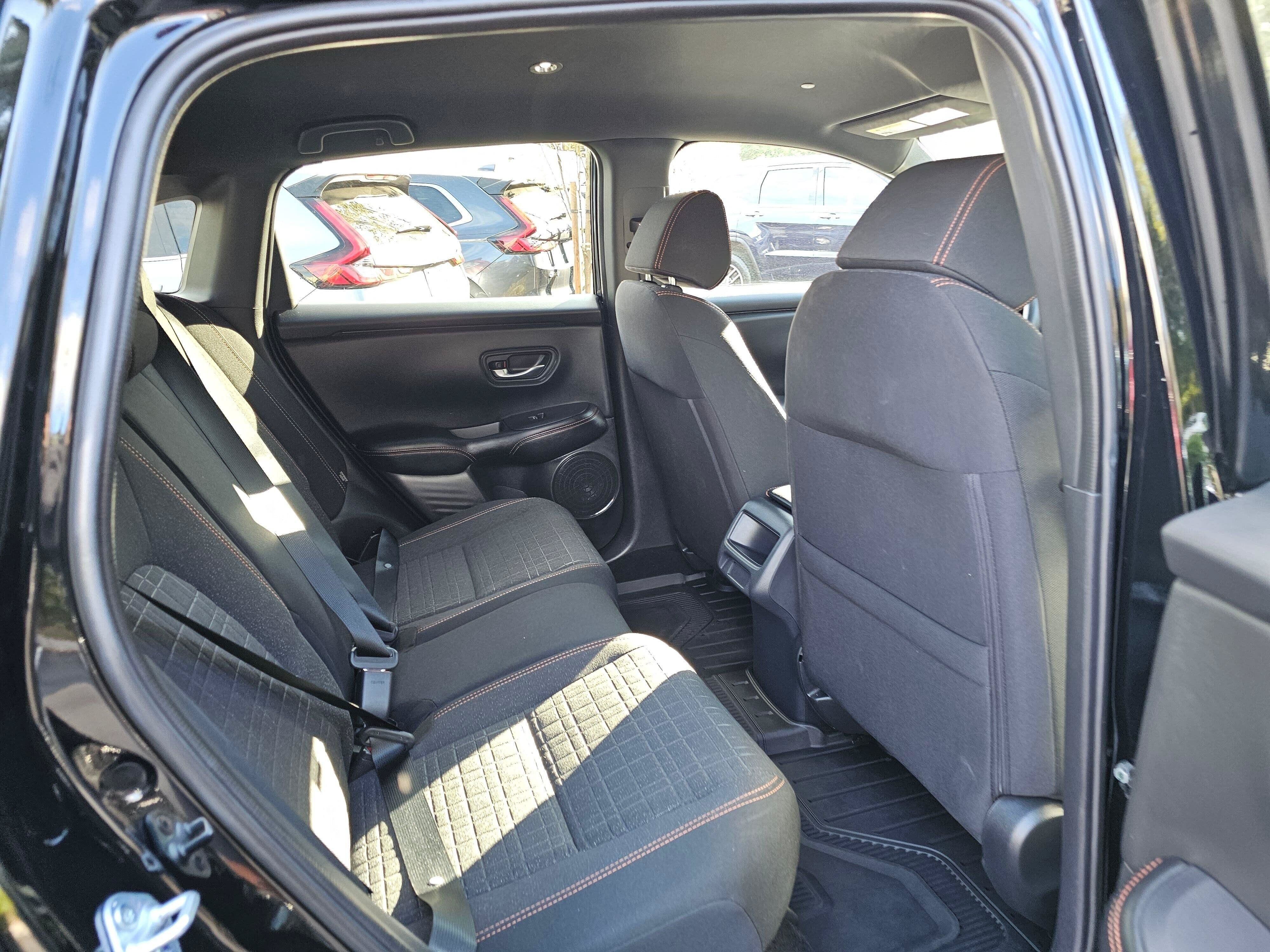 Used 2025 Honda HR-V Sport image 15