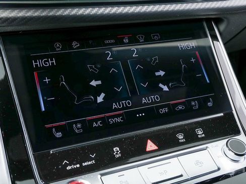 New 2026 Audi SQ8 Prestige image 14