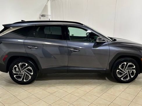Used 2025 Hyundai Tucson Limited AWD/4WD image 6