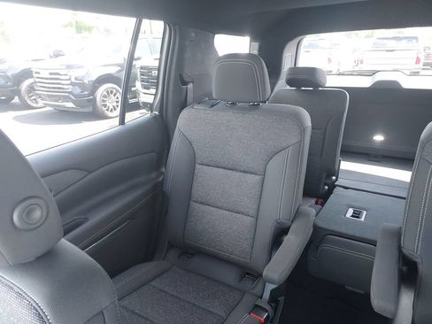New 2026 Chevrolet Traverse LT w/ Enhanced Driving Package FWD image 12
