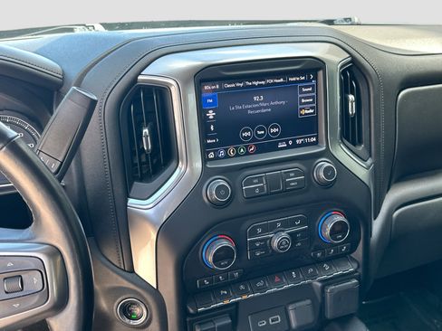 Used 2019 Chevrolet Silverado 1500 LTZ image 10