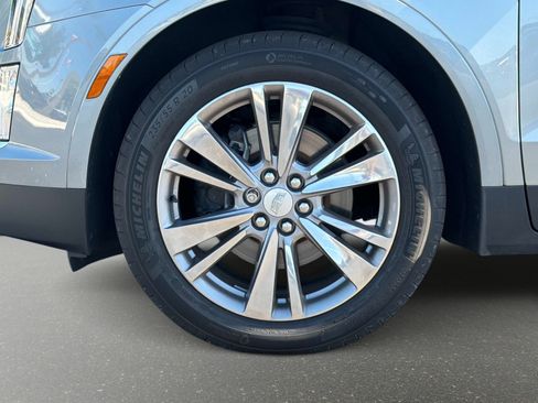 Used 2024 Cadillac XT5 Premium Luxury w/ LPO, Floor Liner Package FWD image 11