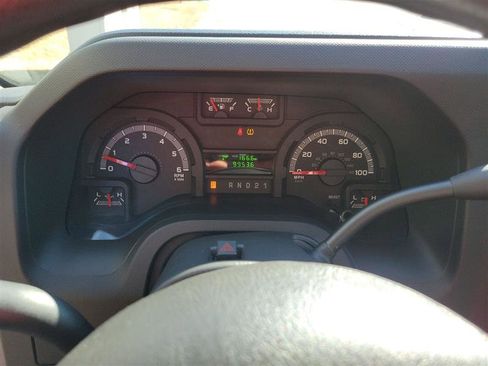 Used 2014 Ford E-350 and Econoline 350 Super Duty w/ Insulation Package image 14