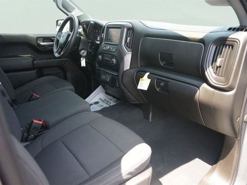 Used 2021 Chevrolet Silverado 1500 Custom Trail Boss w/ LPO, Dark Essentials Package AWD/4WD image 17