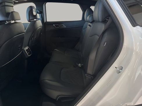 New 2025 Kia Sportage X-Line w/ Premium Package image 25