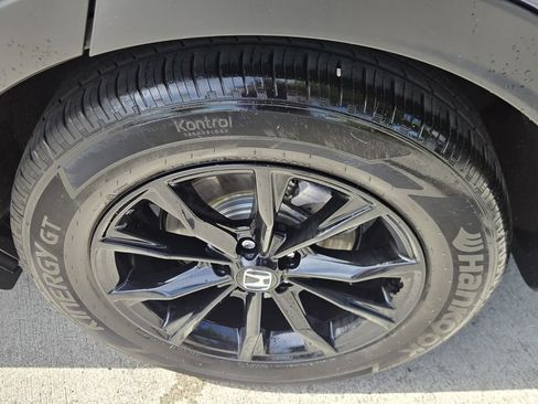 Used 2025 Honda CR-V Sport-L image 8