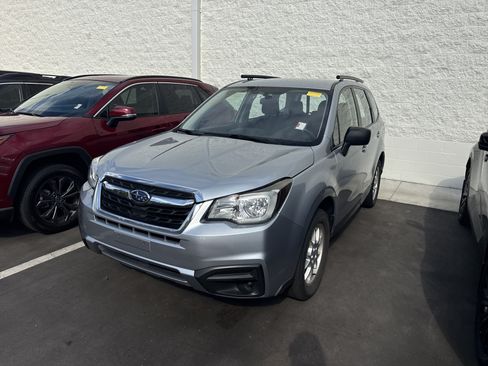 Used 2018 Subaru Forester 2.5i AWD/4WD image 36