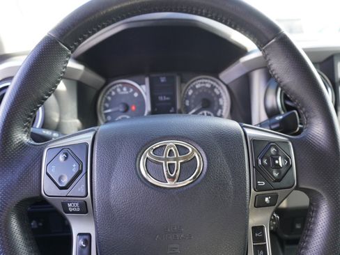 Used 2019 Toyota Tacoma SR5 image 22