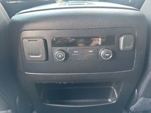 Used 2019 Chevrolet Tahoe LT image 22