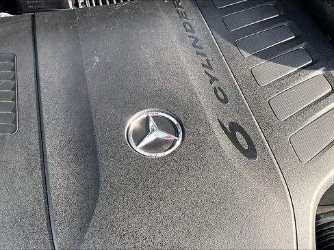 Used 2024 Mercedes-Benz GLS 450 4MATIC image 33