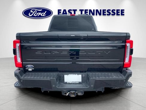 Used 2025 Ford F450 Platinum w/ FX4 Off-Road Package AWD/4WD image 4