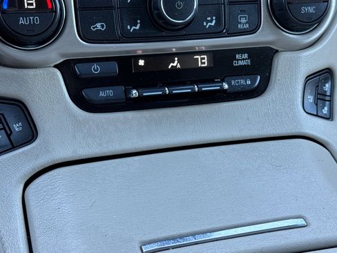 Used 2015 GMC Yukon Denali w/ Touring Package image 33