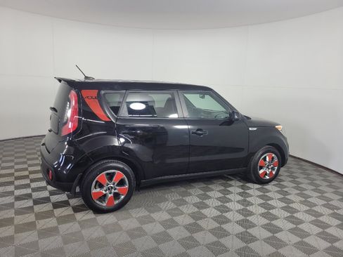 Used 2019 Kia Soul FWD image 10