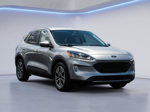 Used 2022 Ford Escape SEL FWD image 3