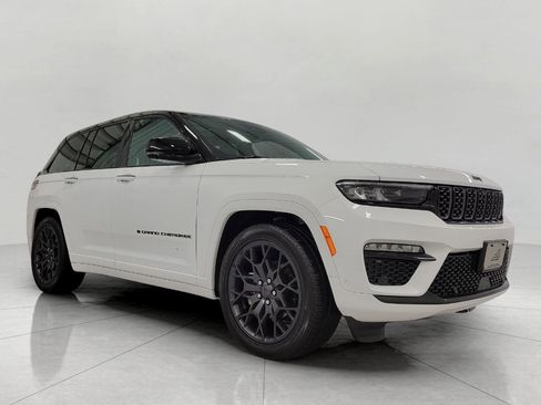 Used 2025 Jeep Grand Cherokee Summit w/ Obsidian Package AWD/4WD image 1
