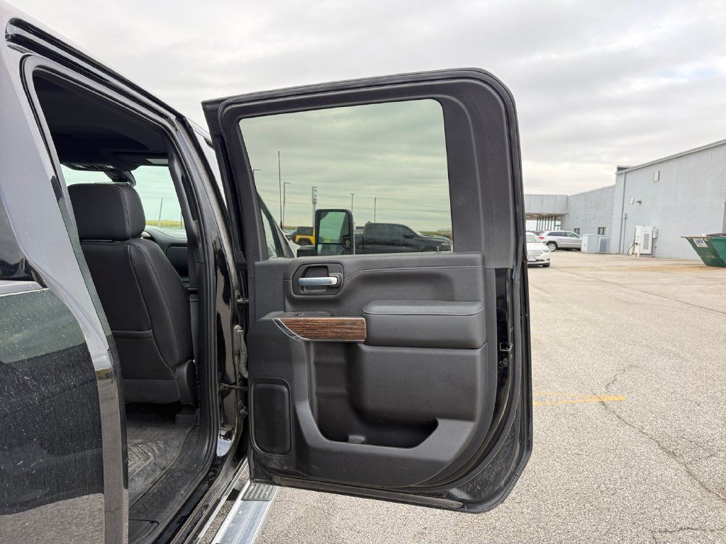 Used 2020 Chevrolet Silverado 3500 High Country w/ Technology Package AWD/4WD image 40