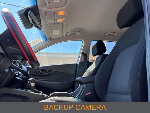 Used 2023 Hyundai Kona SEL FWD image 3