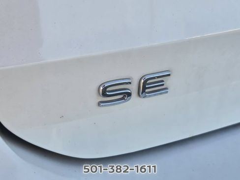 Used 2023 Volkswagen Taos SE FWD image 14